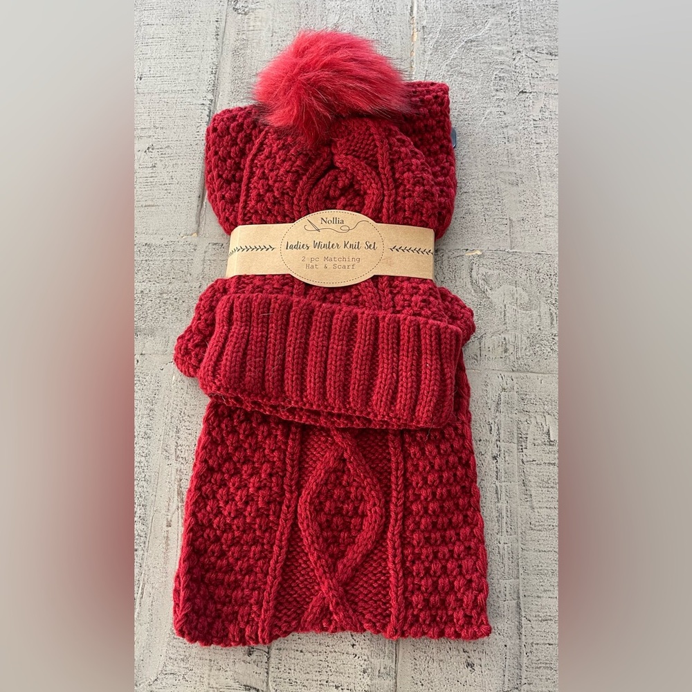 Women’s burgundy winter hat and scarf set